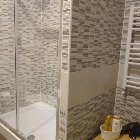 Apartment Re Di *